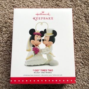 “I DO” TIMES TWO -MICKEY AND MINNIE